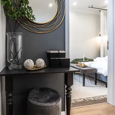 Apartment Sweet Dream